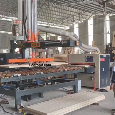 دستگاه بارگذاری و تخلیه اتوماتیک CNC با دکمه توقف اضطراری